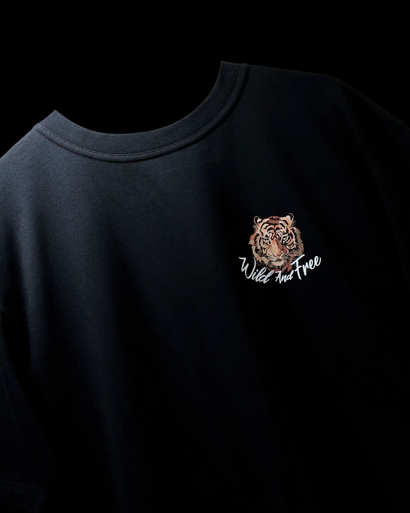 Tiger Wings Oversized T-shirt