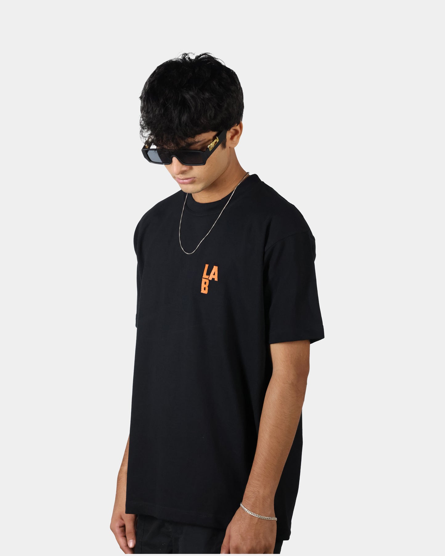 MELON LAB OVERSIZED EMBROIDERED T-SHIRT