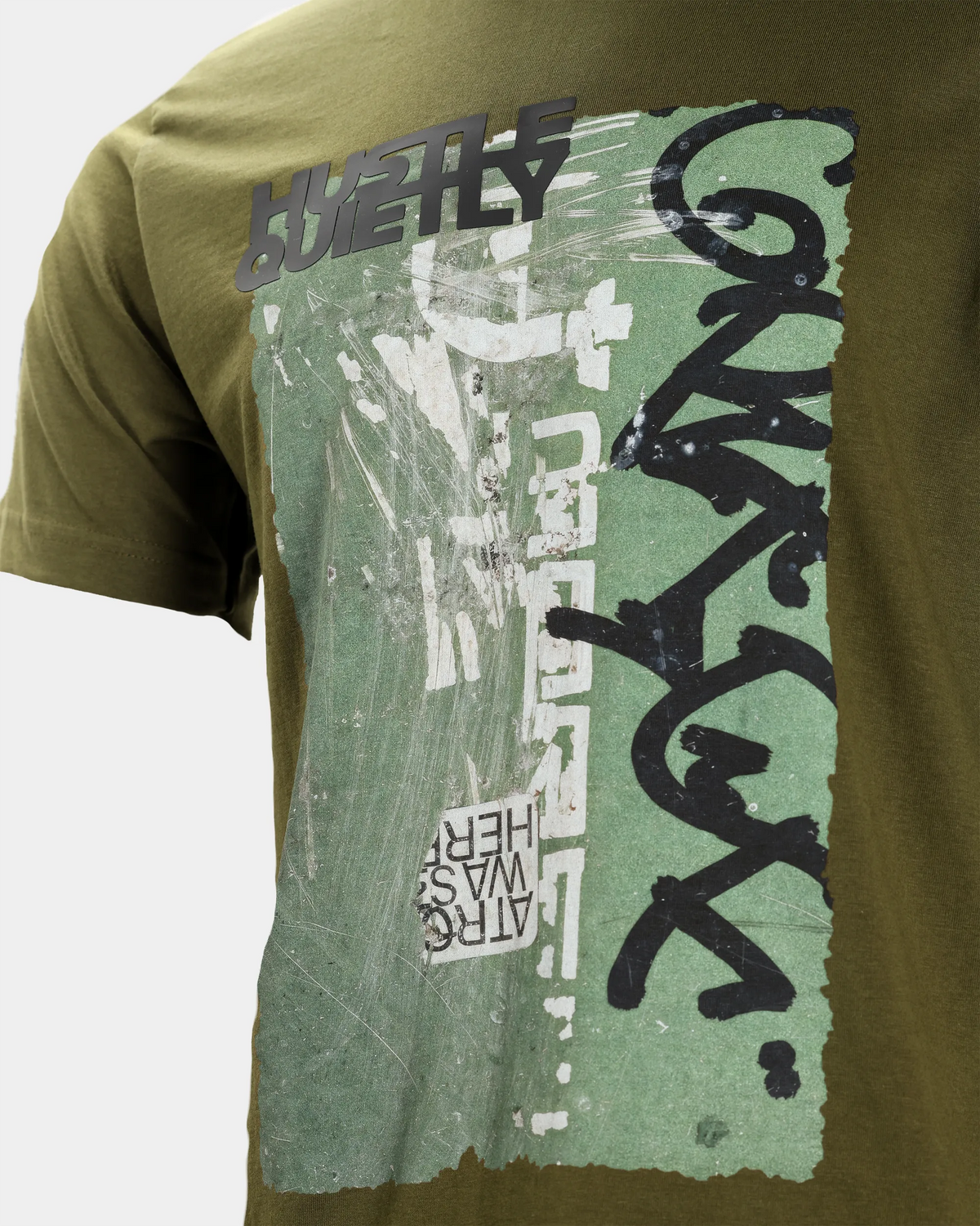 Hustle Quietly Men’s T-Shirt - Olive